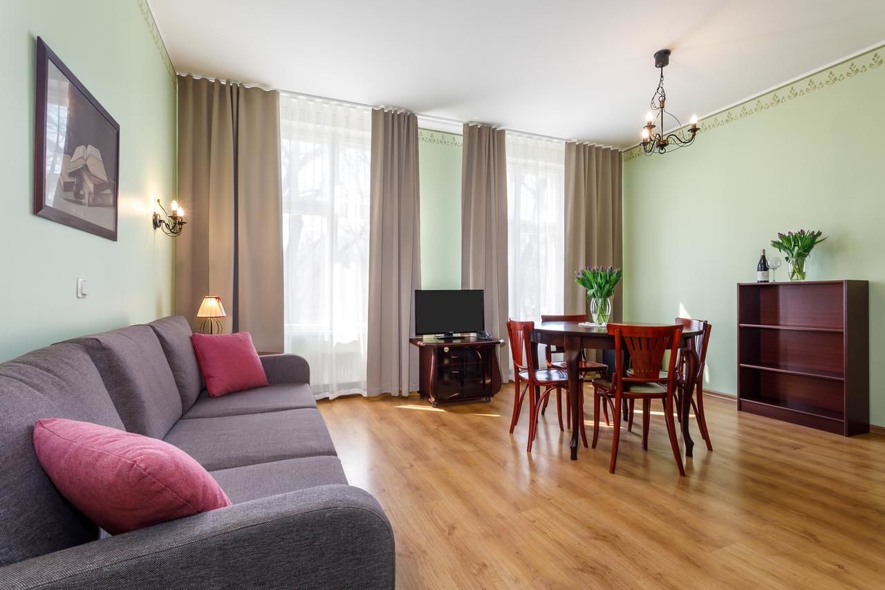 Отель Koidulapark Hotell Пярну-17