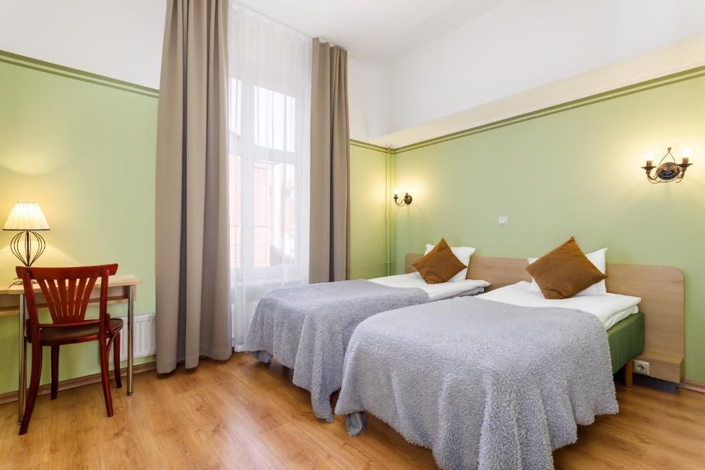 Отель Koidulapark Hotell Пярну